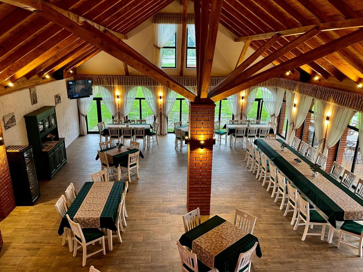 Biotour Camping & Restaurant Ghimeş-Făget المظهر الخارجي الصورة