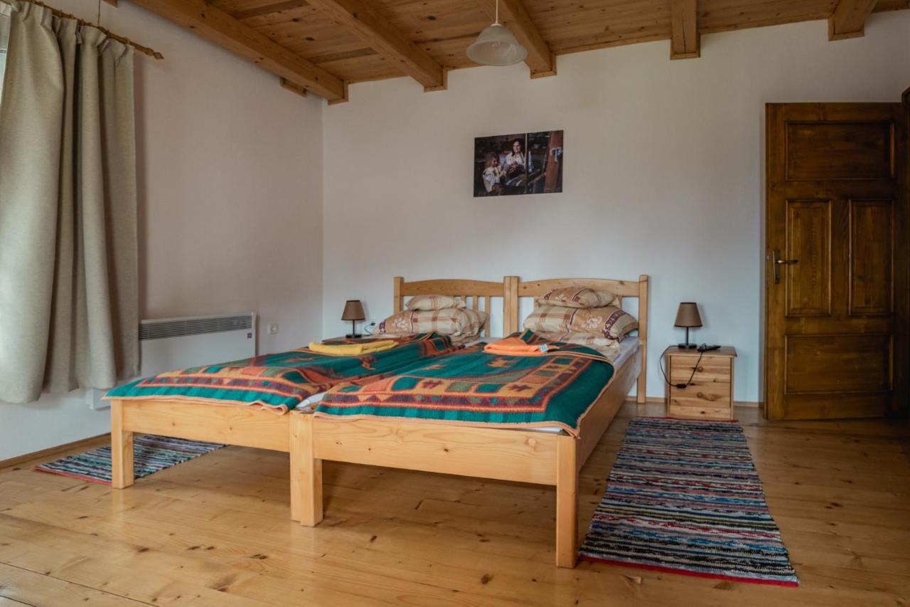 Biotour Camping & Restaurant Ghimeş-Făget المظهر الخارجي الصورة