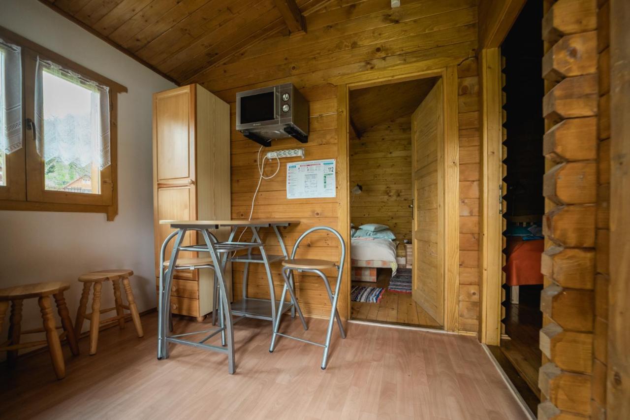 Biotour Camping & Restaurant Ghimeş-Făget المظهر الخارجي الصورة