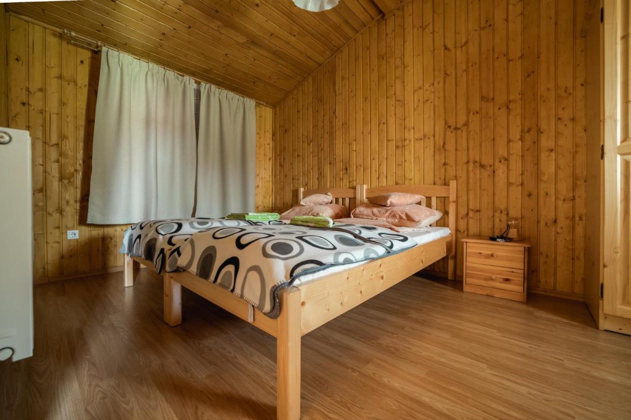 Biotour Camping & Restaurant Ghimeş-Făget المظهر الخارجي الصورة