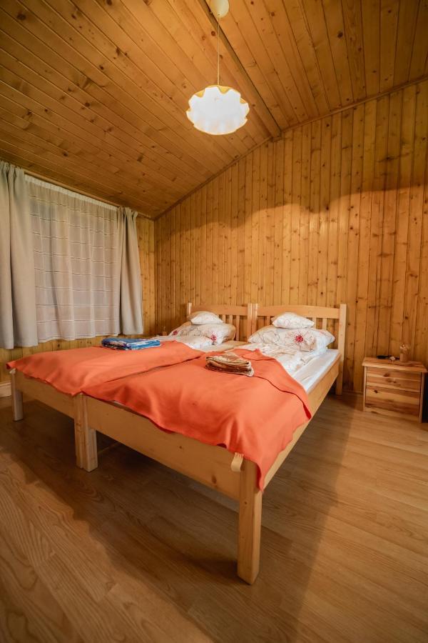 Biotour Camping & Restaurant Ghimeş-Făget المظهر الخارجي الصورة